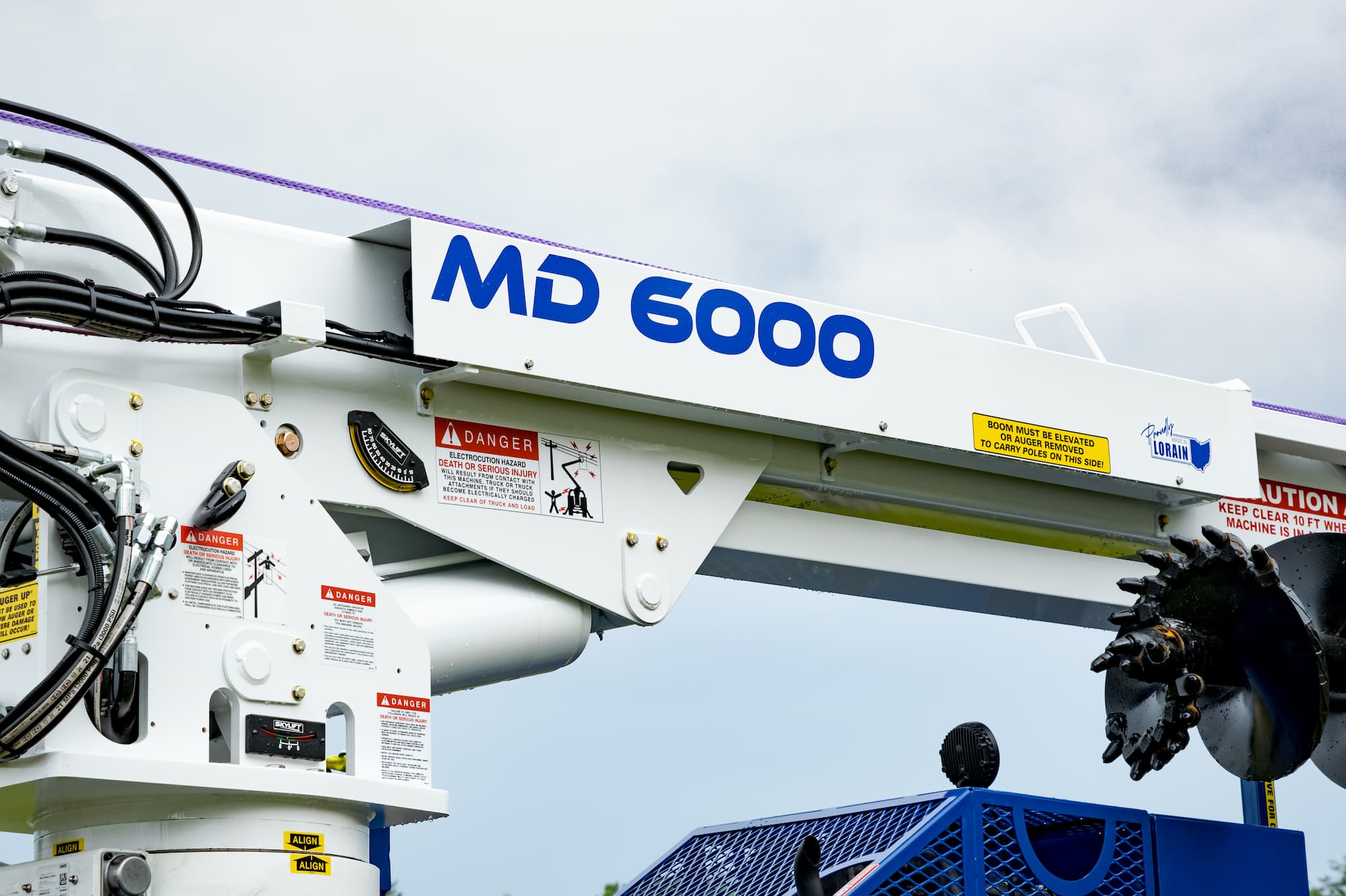 MD 6000 Digger Derrick Machine | Skylift